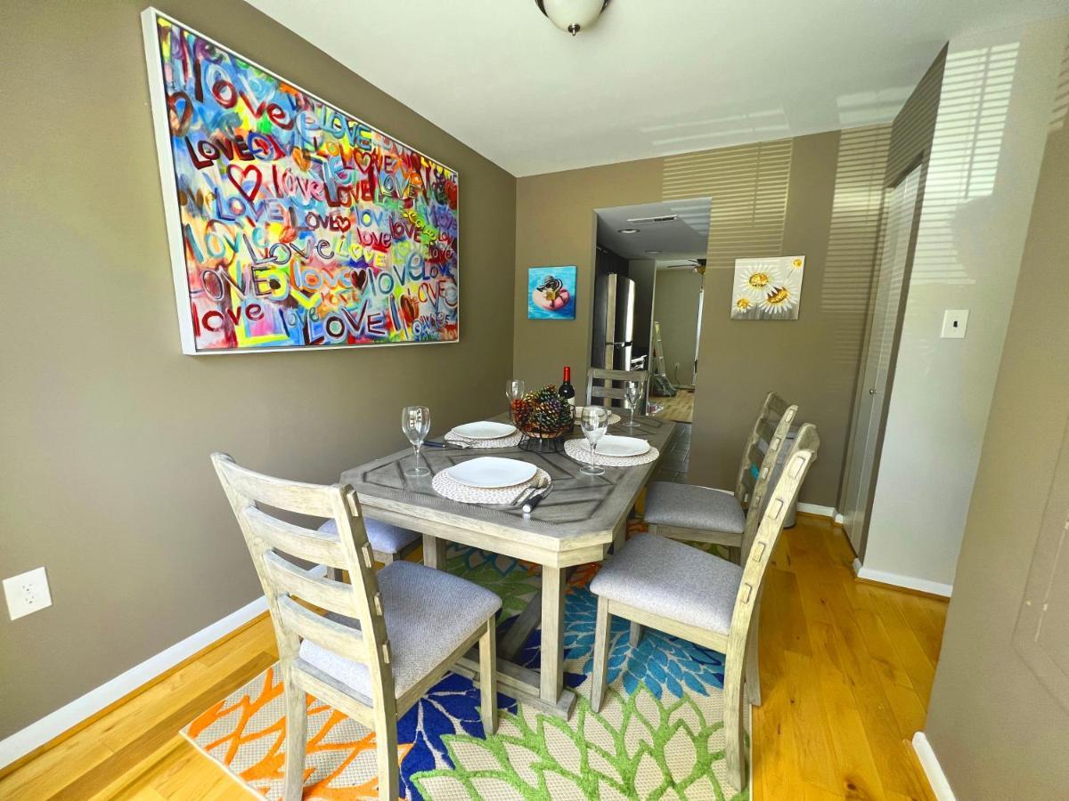 Charming 3bd House, 11 Miles To Dc, Front View Alexandria