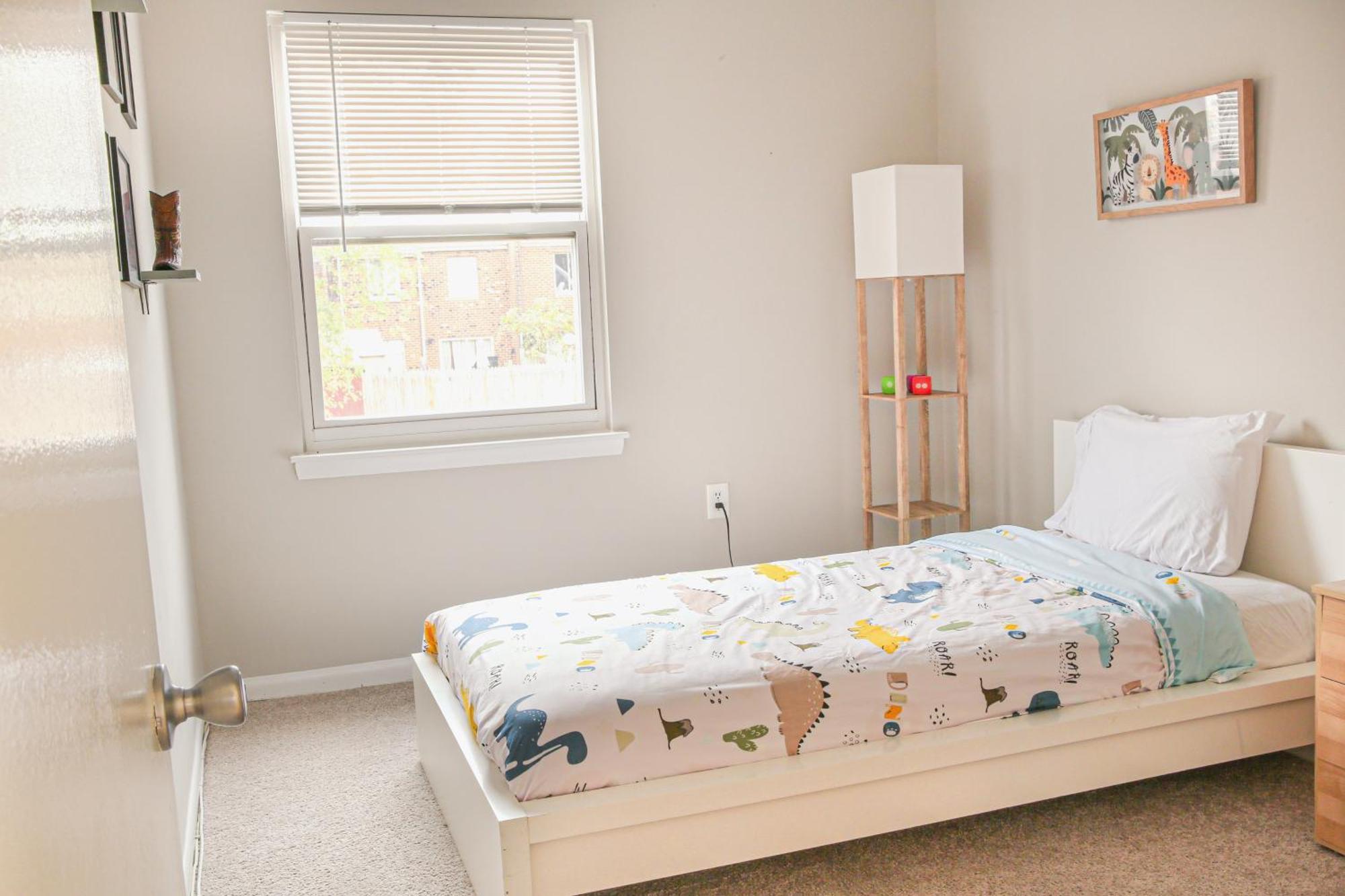 Charming 3bd House, 11 Miles To Dc, Front View Alexandria